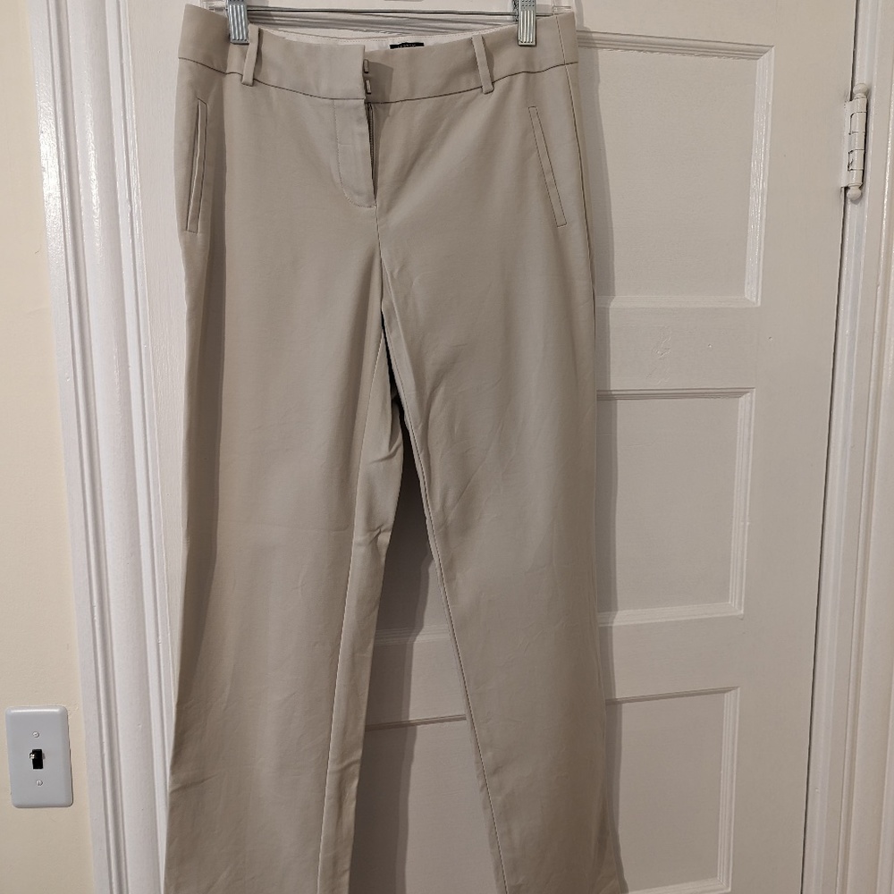 Talbots Size 2 Khaki Pants -- Newport Curvy Style